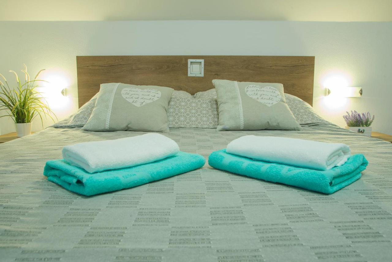 Studio Apartment Karlo Dreznik Grad Екстер'єр фото